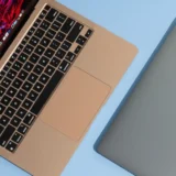 数字の違いだけに非ず！MacBookのM1チップ、M2チップ性能比較まとめ
